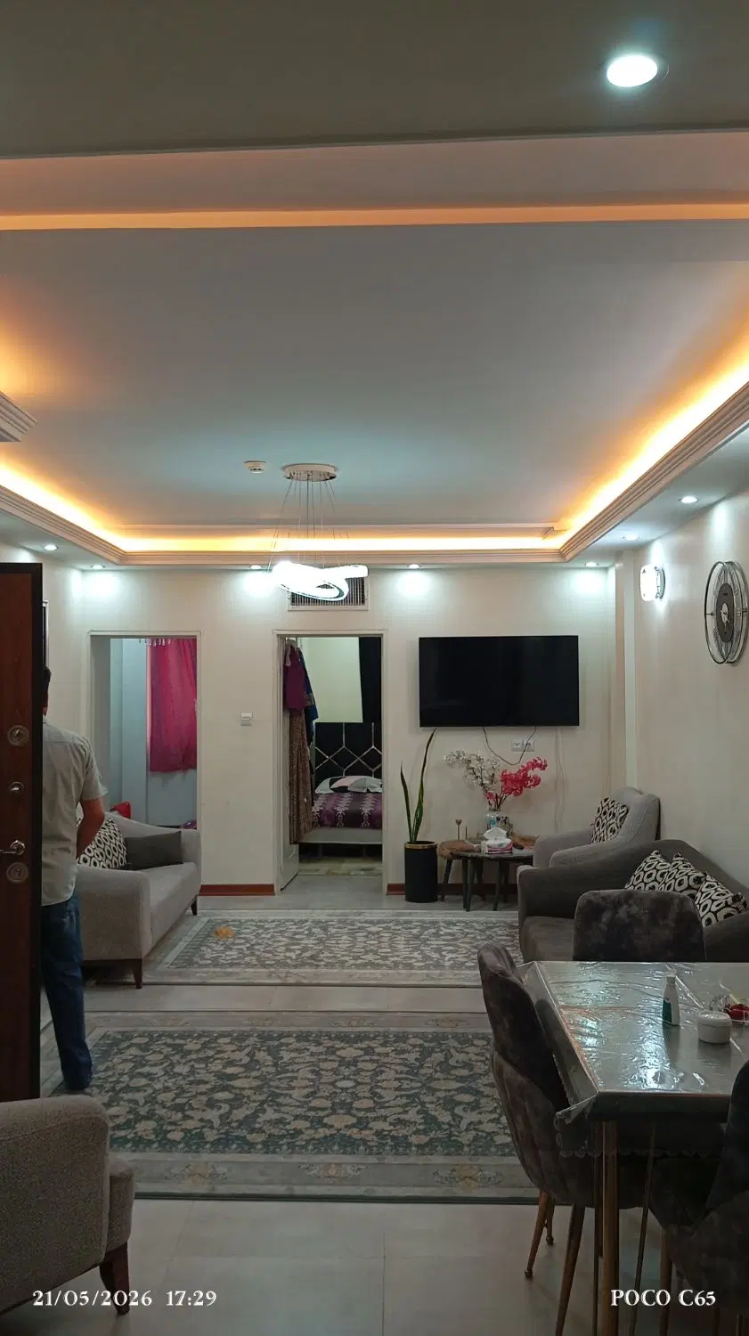 آپارتمان اجاره(آسانسور)حیاط خلوت(افسریه)