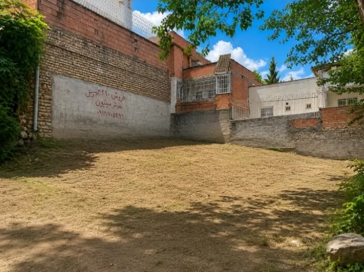 زمین کوی گلسار زیارت