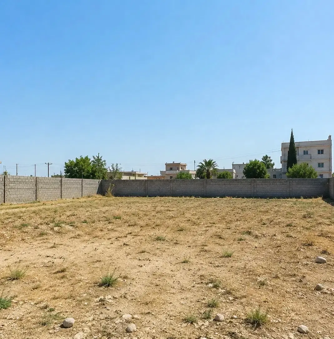 زمین باغی