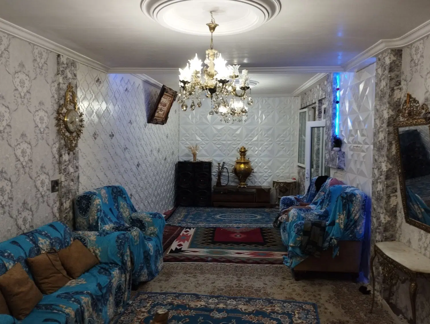 حیاط 105متری بدون ریالی خرج