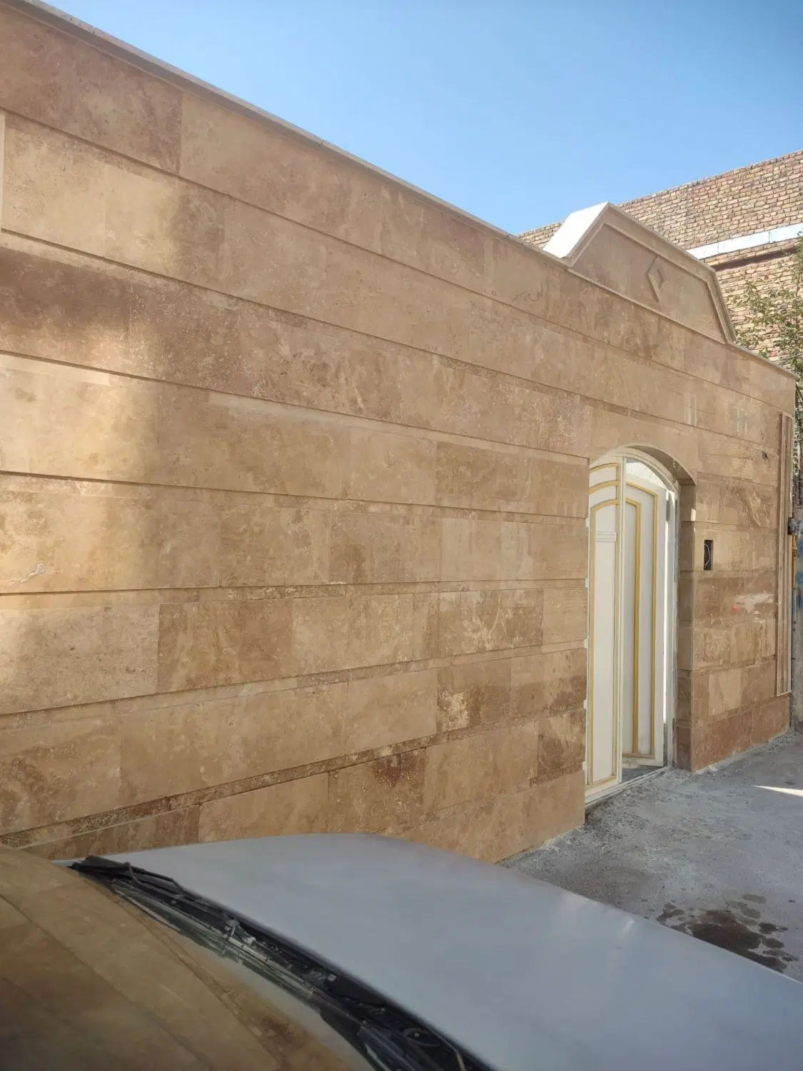 منزل مسکونی دلباز در دین پرست