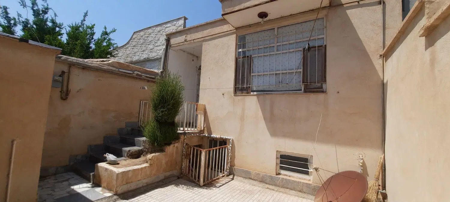 منزل ویلایی خیابان کارگر