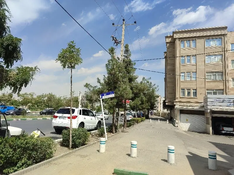۲تامغازه۱۶۰و۳۰ متری حاشیه سیدرضی جهت مشاغل گوناگون