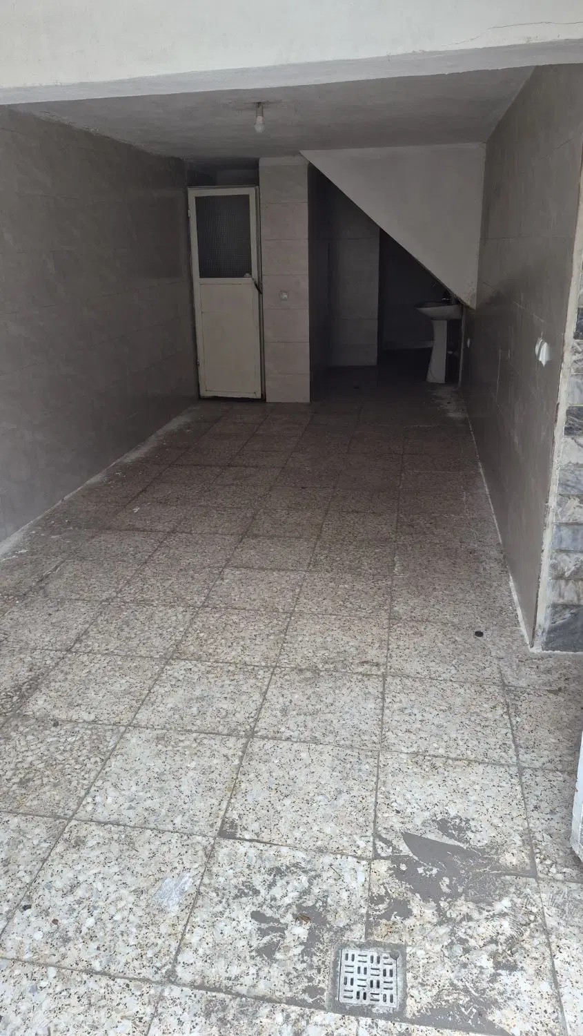 ویلایی دوبلکس ابتدای کوچه عاشوری