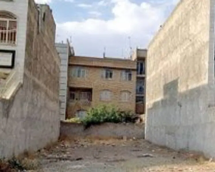 ۱۵۰ متر زمین مسکونی تجاری در خمین