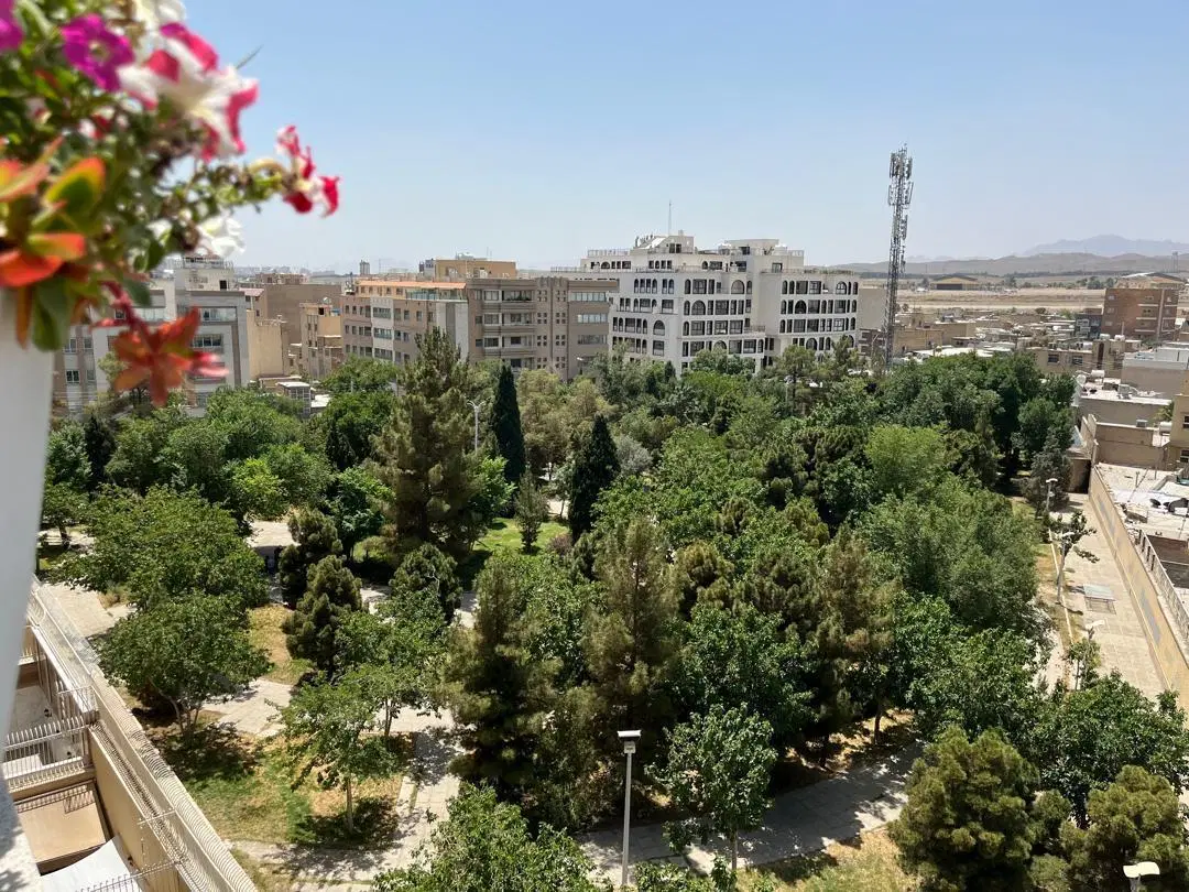 باغ درختی ۱۵۰۰ متری منطقه مرق با پروانه کسب