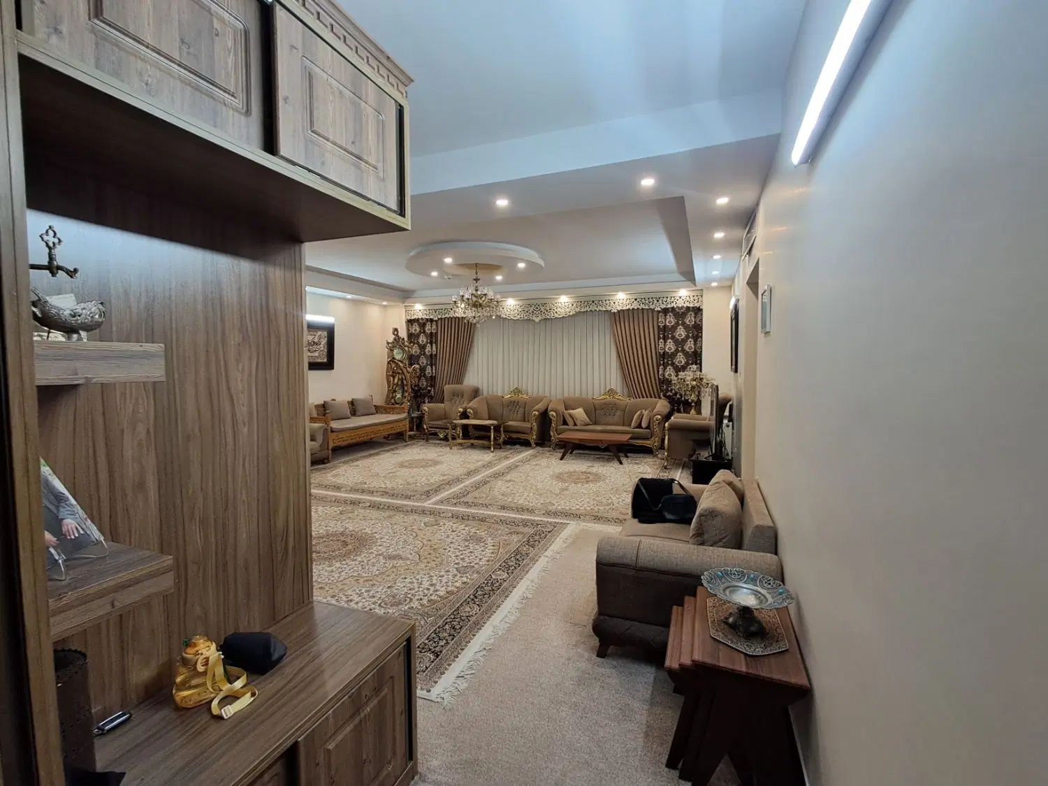فروش واحد آپارتمان سمیه
