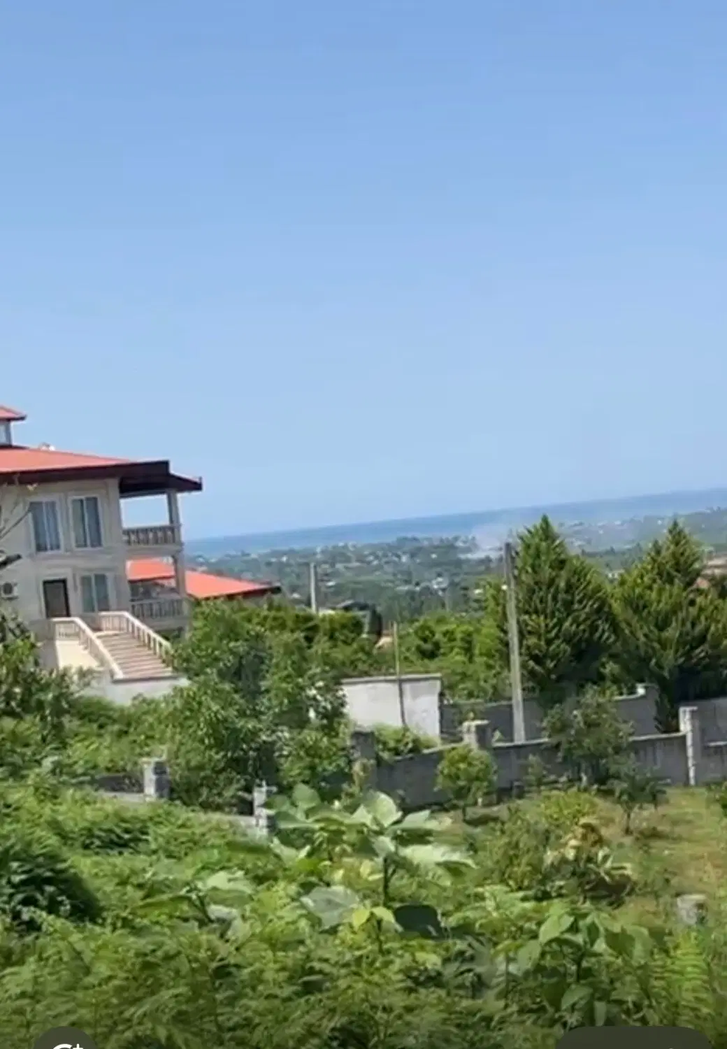 زمین نشتارود