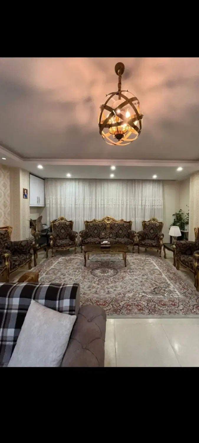 ۱۱۷ متری شهرک یاس جنوبی
