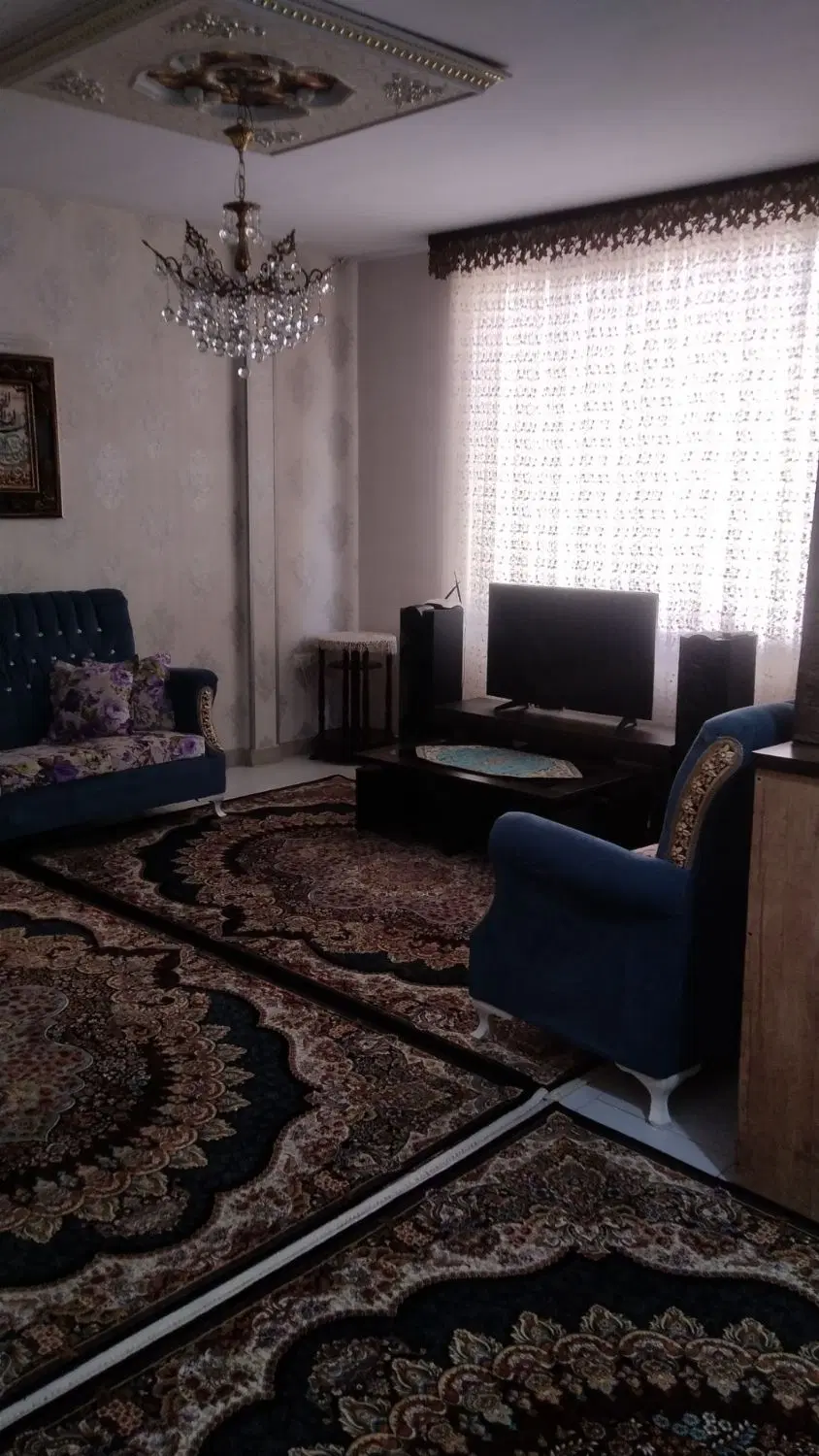 آپارتمان ۷۵ متری_ شهرک ارم _شقایق شرقی