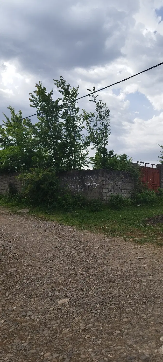 ۳۲۰ متر زمین شهری بام سیاهکل انتهای کوی حسین زاده