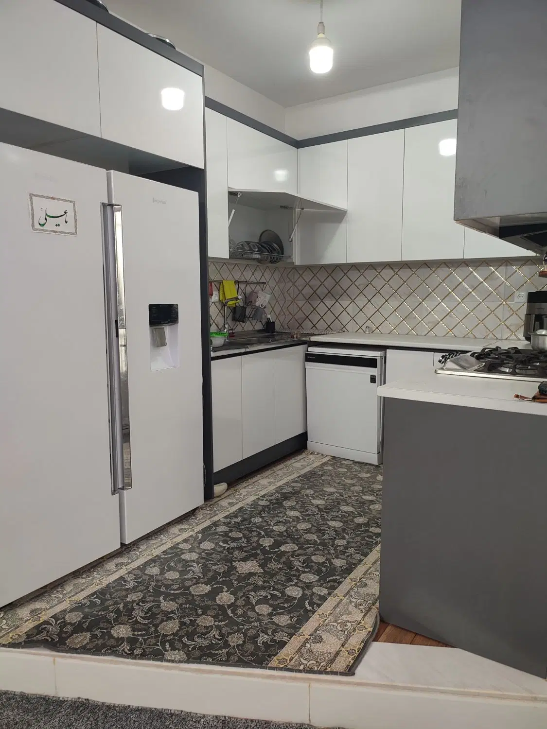 خانه سه طبقه