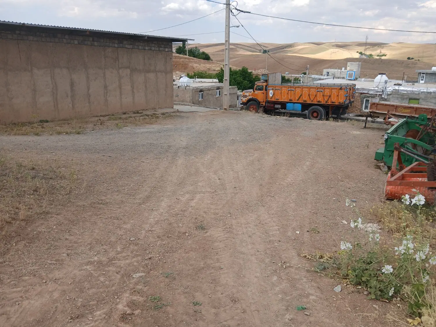 زمین مسکونی روستای باقر اباد
