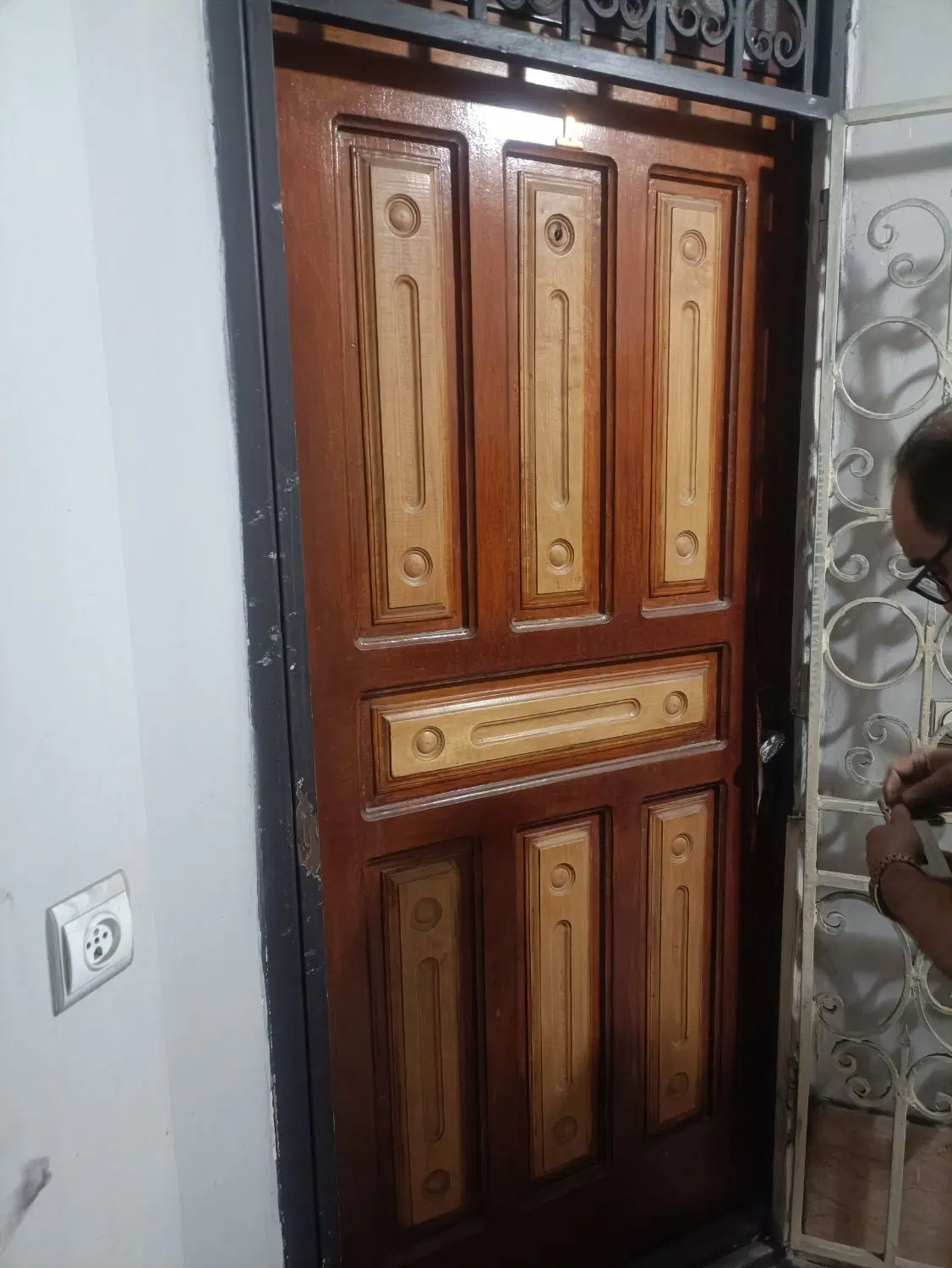 آپارتمان ۶۵ متر طبقه اول(بهترین سرمایه گذاری)