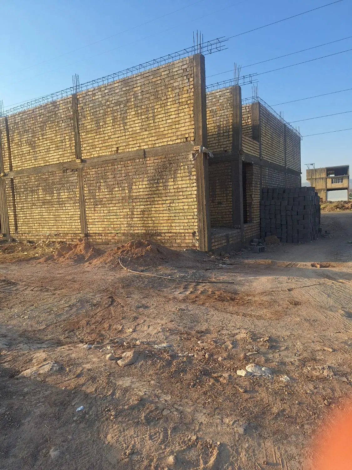 فروش زمین کرونی