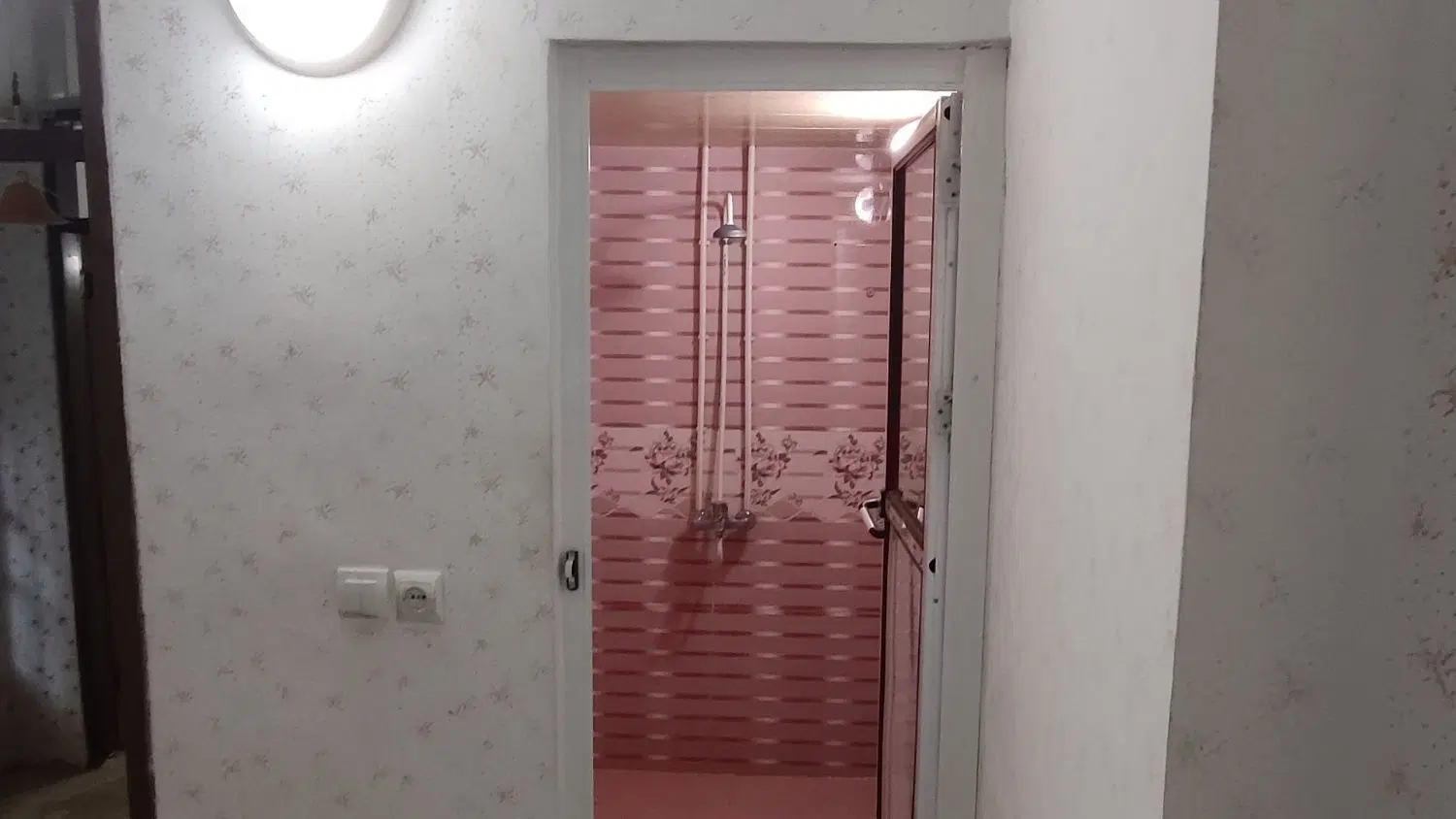 اجارە خانەی ویلایی خیابان گلشن