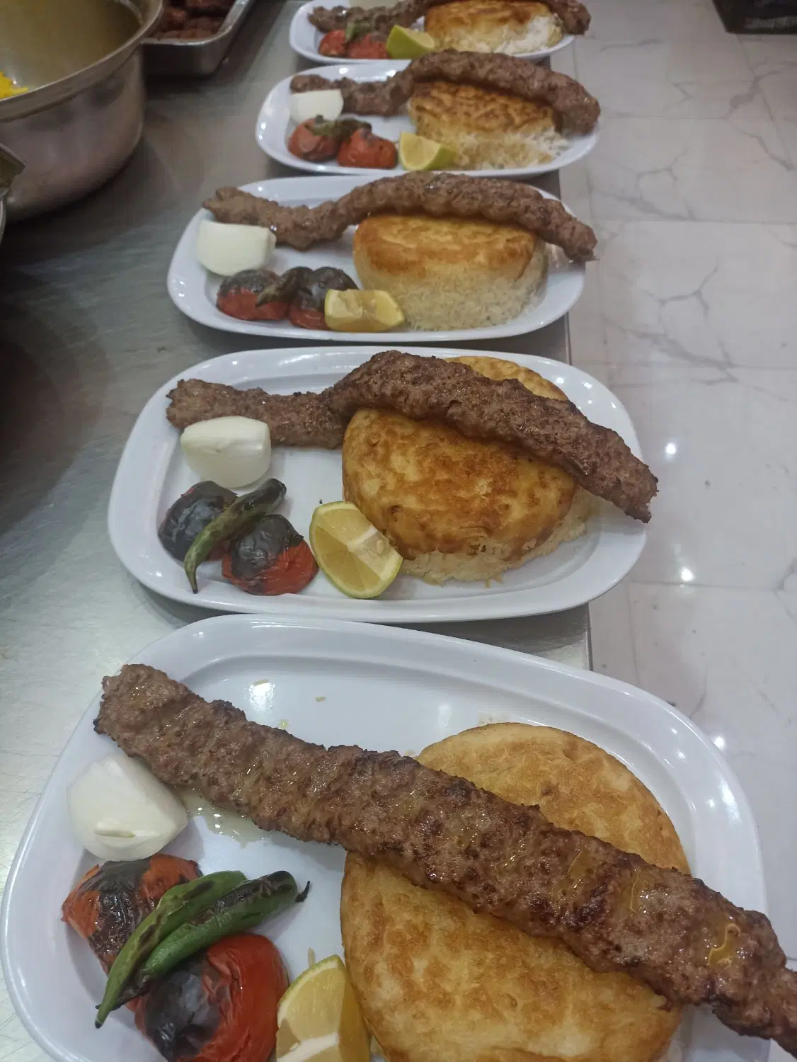 واگذاری غذاخوری و بیرون بر