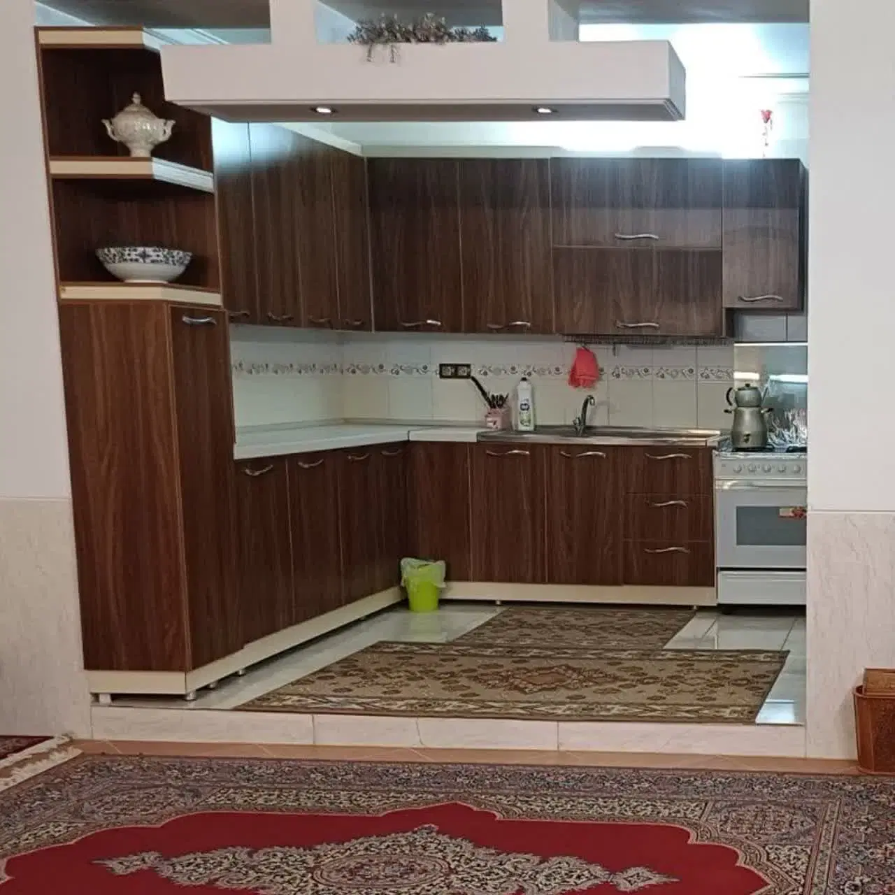 واحدنوسازومبله مرکزشهر دربست پارکینگ
