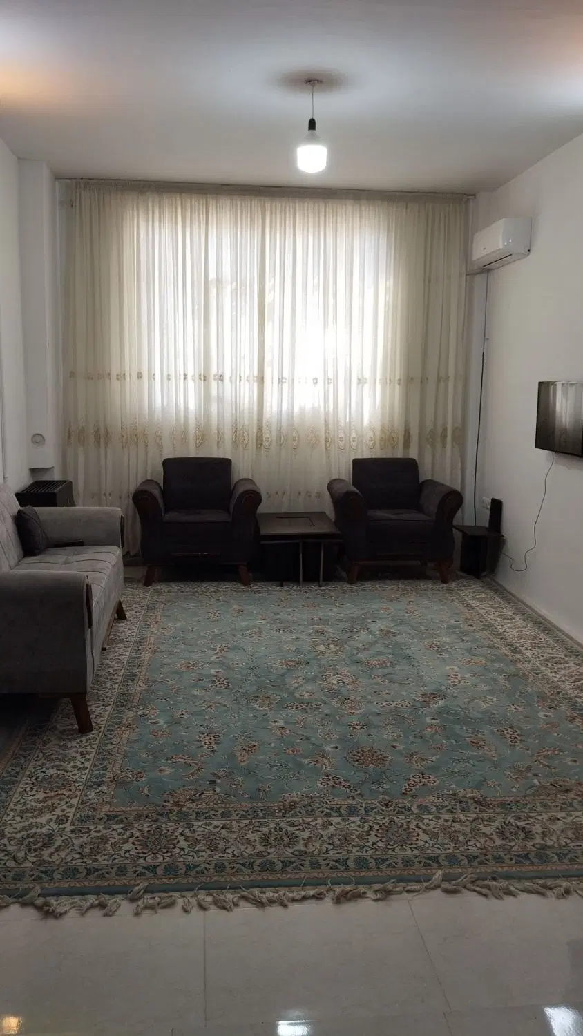 آپارتمان تک واحدی تک خواب