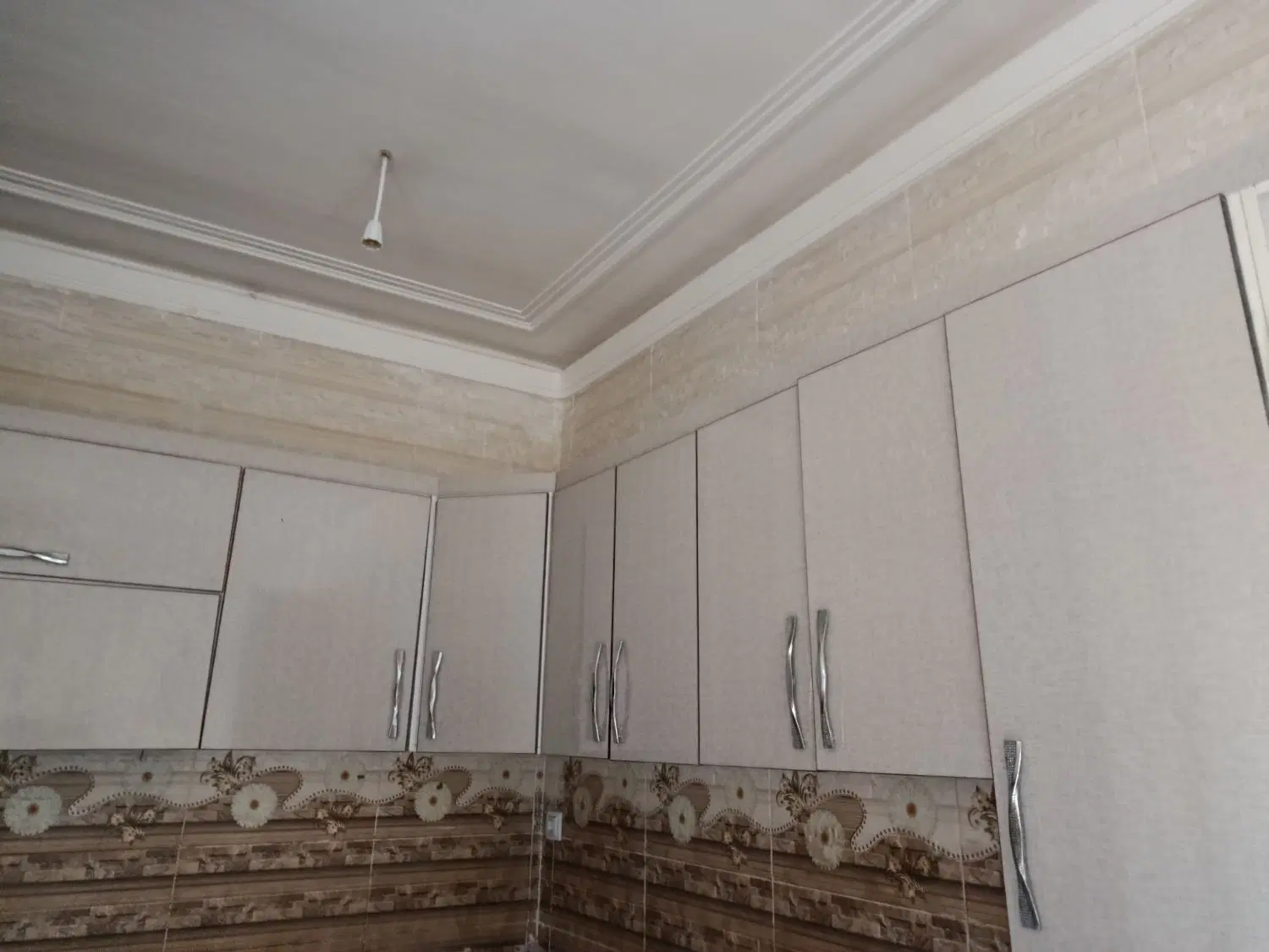 ملک هزاریا روبرو بازار فیه منازل شرکتی