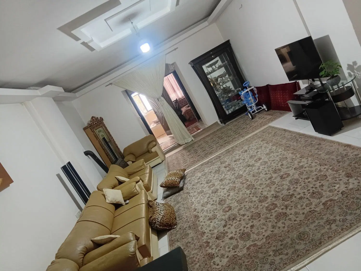 اپارتمان فروشی