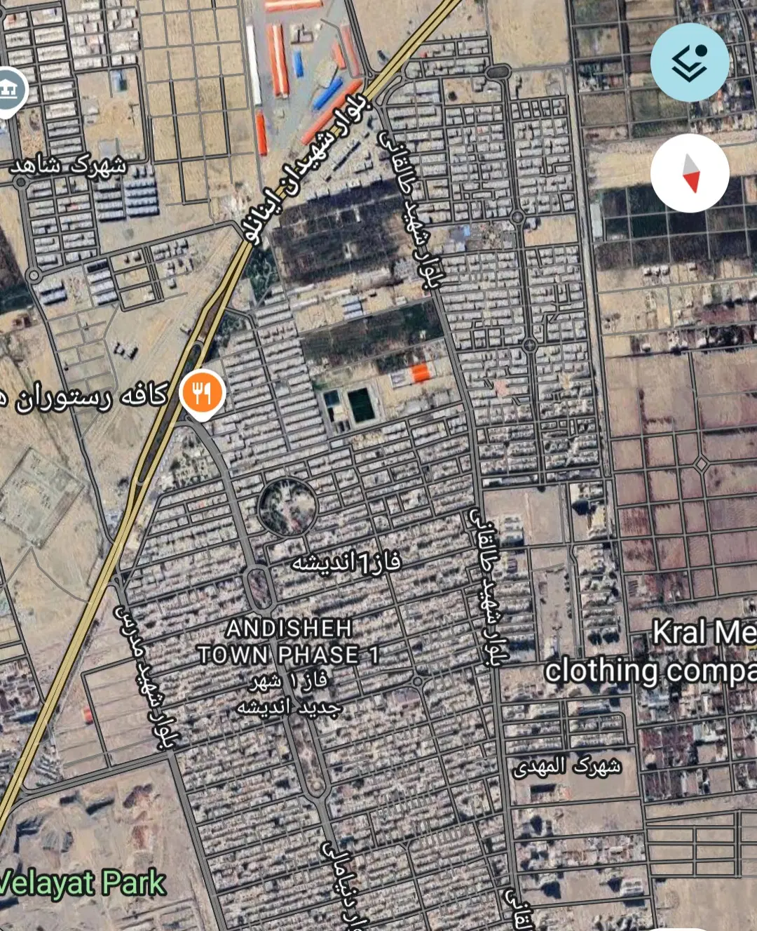۱۰۵۰ متر کلنگی بر بلوار طالقانی تجاری تراکم ۳۰۰
