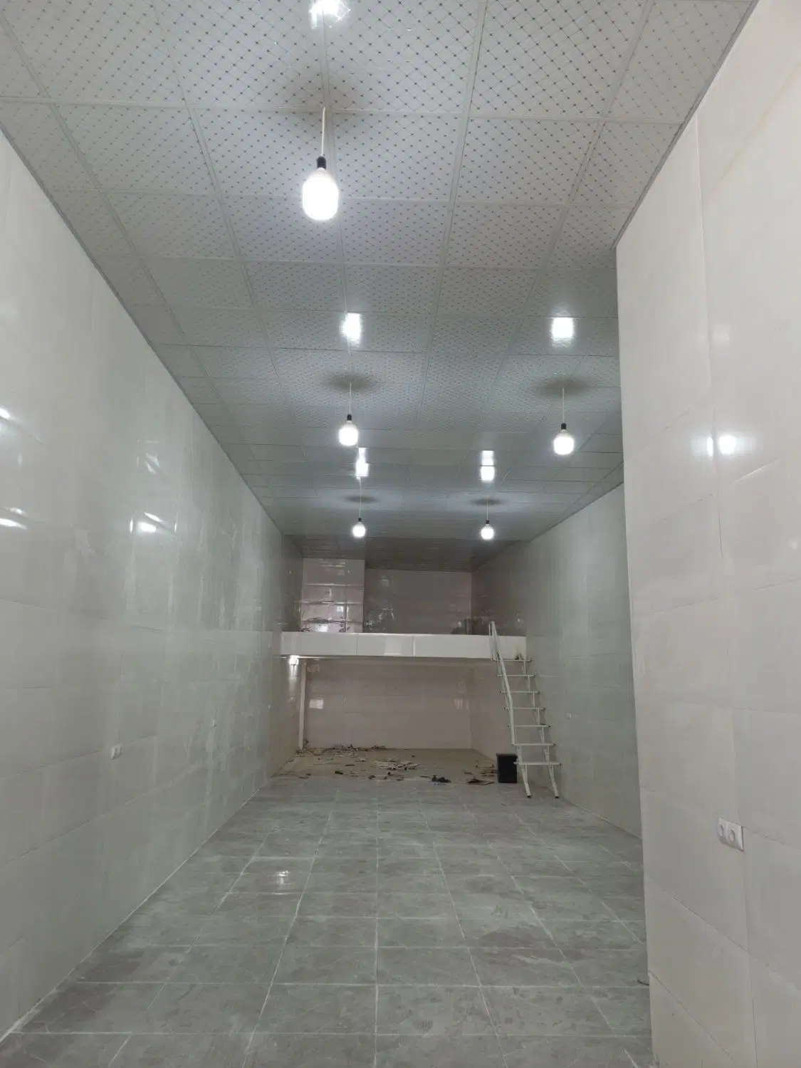 رهن و اجاره مغازه 100 متری