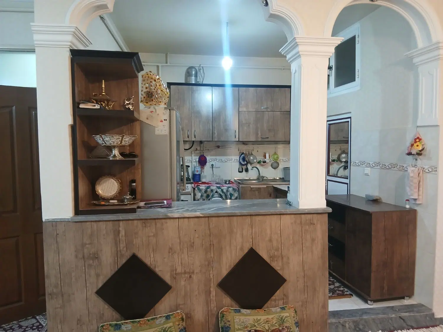 اپارتمان۷۰متری حجتی فیضیه