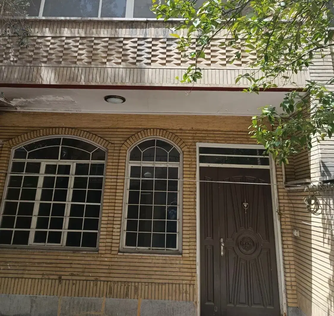 ۱۷۰ متر_دو طبقه _ قابل سکونت _خ ربانی ابوالکلام