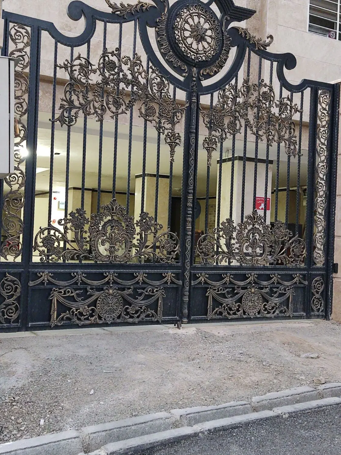 آپارتمان فروشی 84 متری در شهرک علی ابن ابی طالب