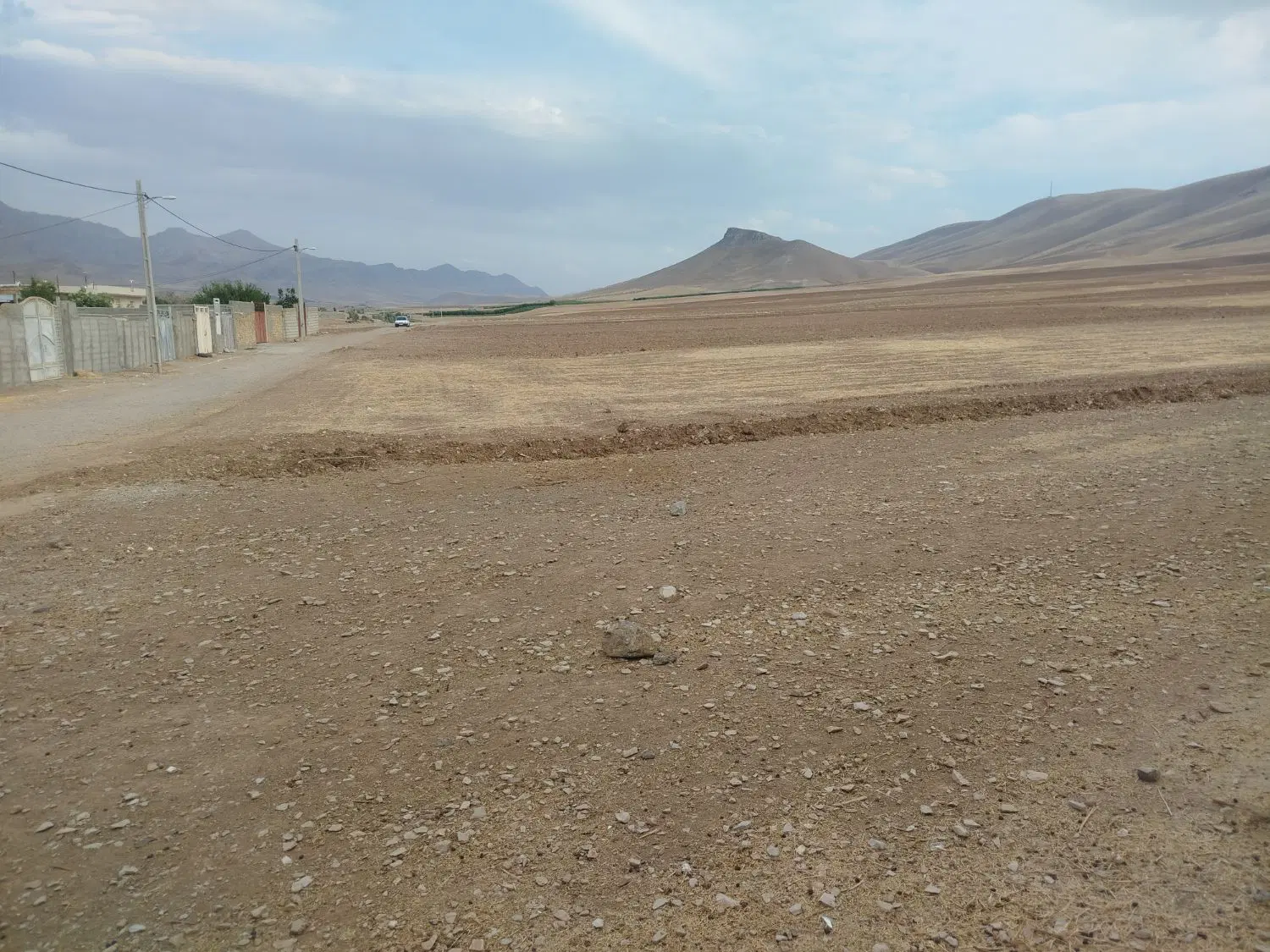 زمین مسکونی سرچاه کمالوند