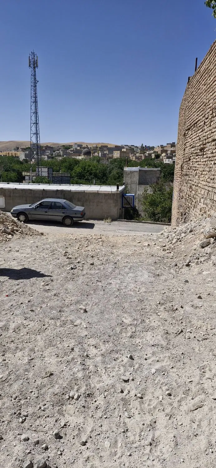 ملک در داخل چاوان
