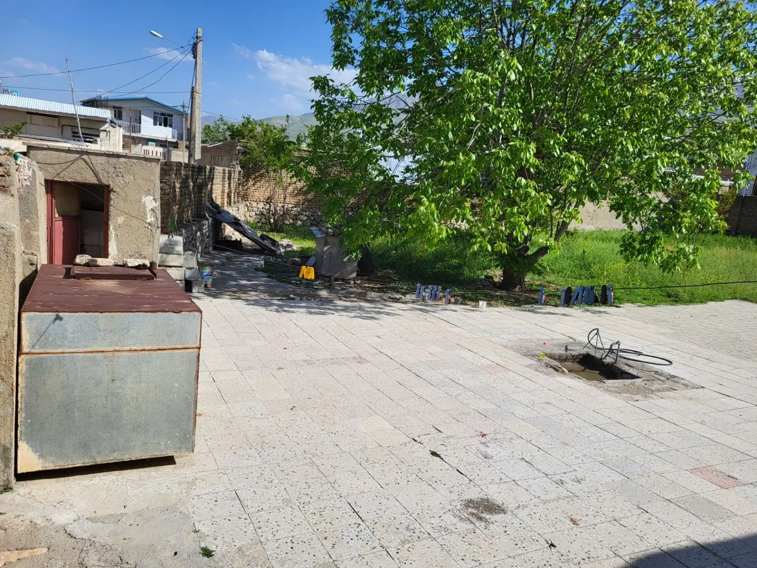 خونه ویلایی با دامداری ۱۱۶۵