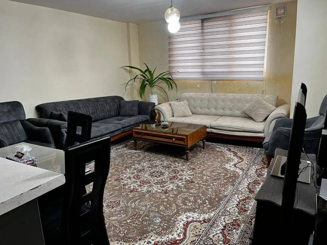 رهن کامل آپارتمان صدرا فاز یک
