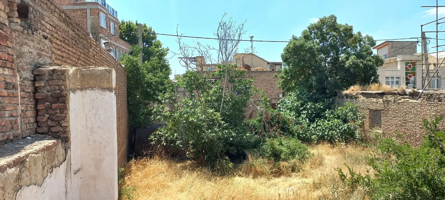 زمین برکوچه۱۲متری
