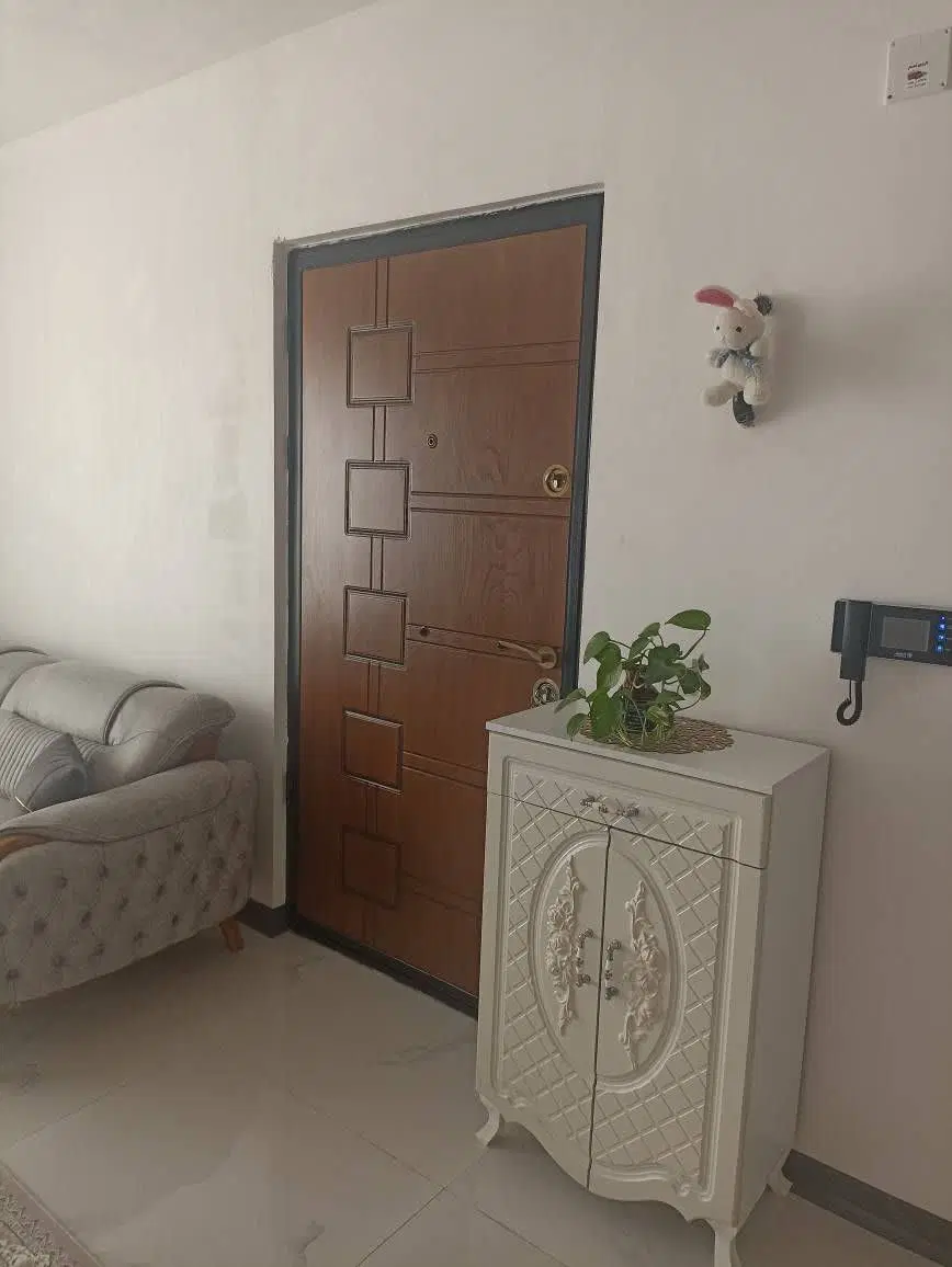 آپارتمان نوساز فول سند آماده فرزان