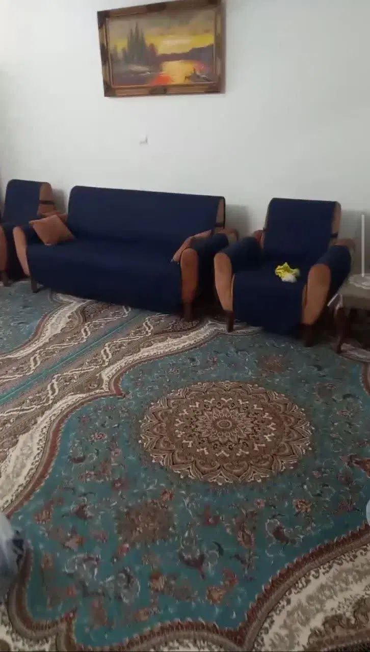 دو عدد آپارتمان ۸۵ متری در یک مجتمع طبقه ۲
