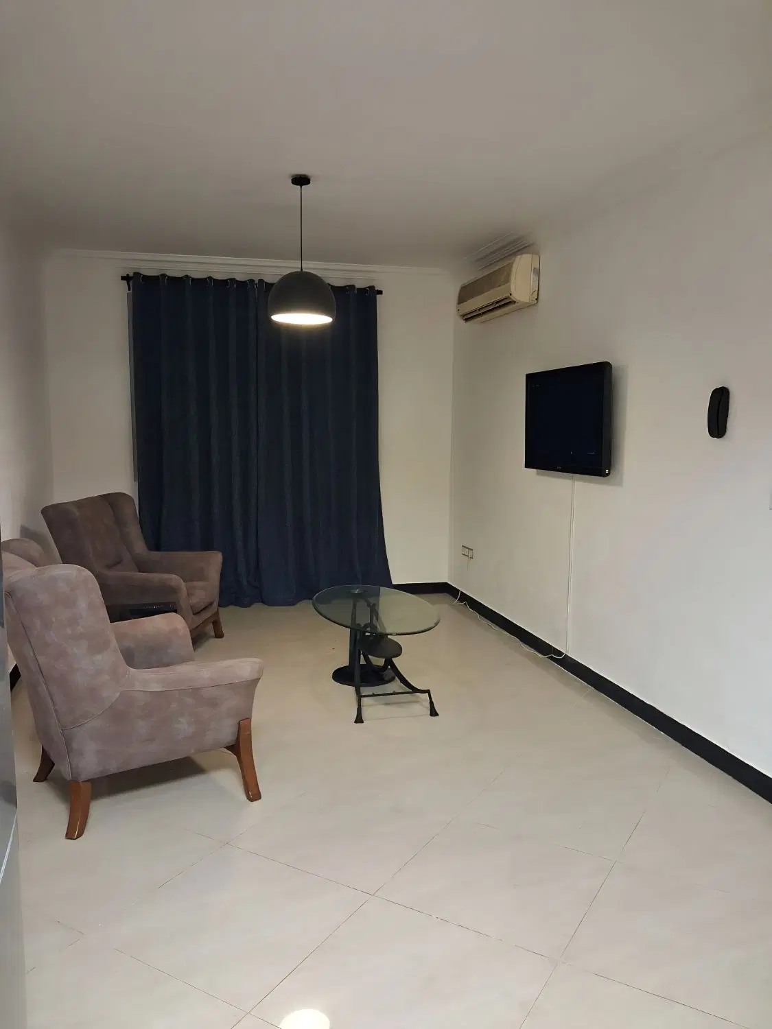 همخانه در کیش