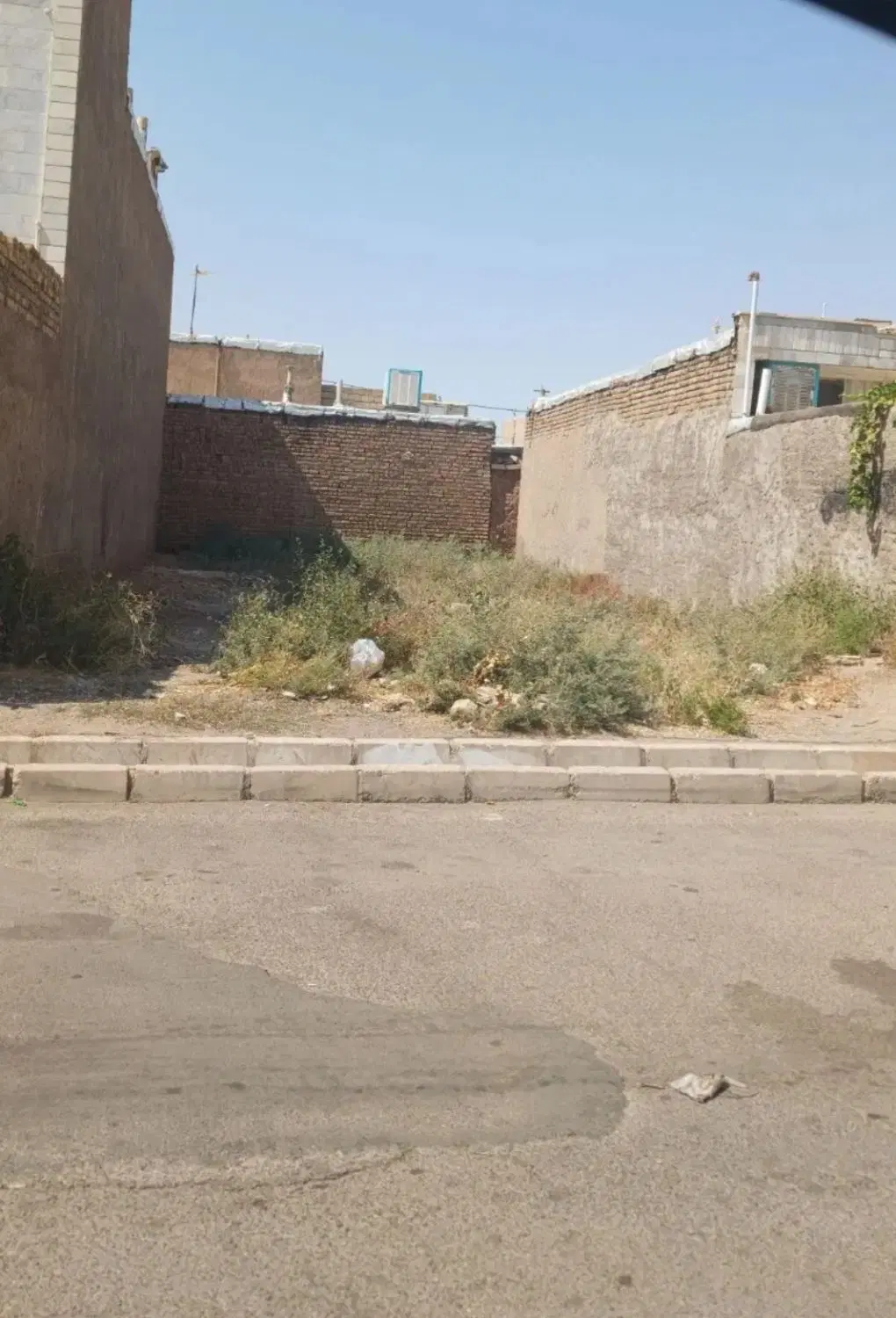 زمین تجاری مسکونی با انشعابات کامل آماده ساخت
