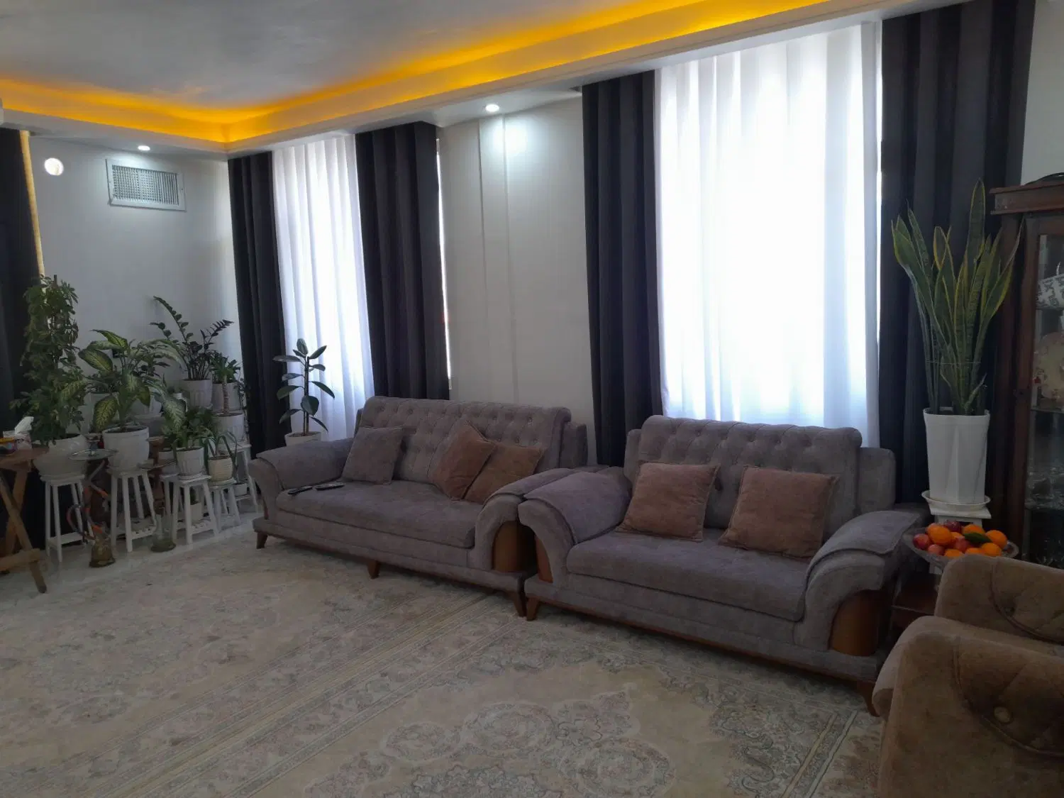 آپارتمان نو ساز کم واحد