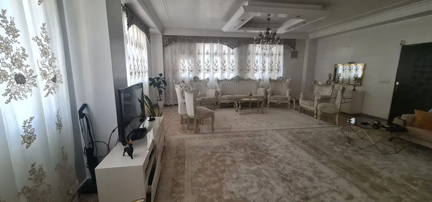 آپارتمان ۱۳۵ متری