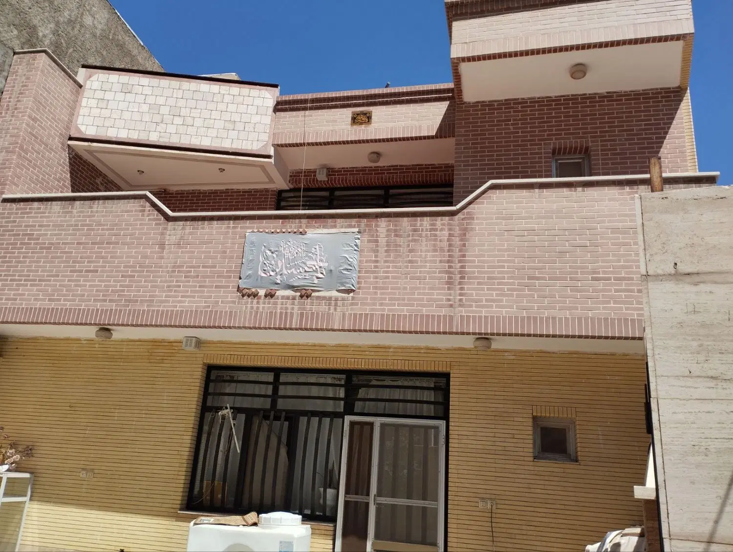 ۳۹۴ متر ویلایی، دوطبقه مجزا و ۱۱قصب زمین ۲۴ آذر۲۷