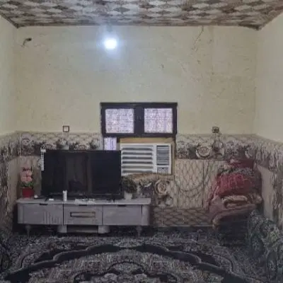 زیر بنا خونه ۹۰متر-متراژ زمین ۴۰۰متر