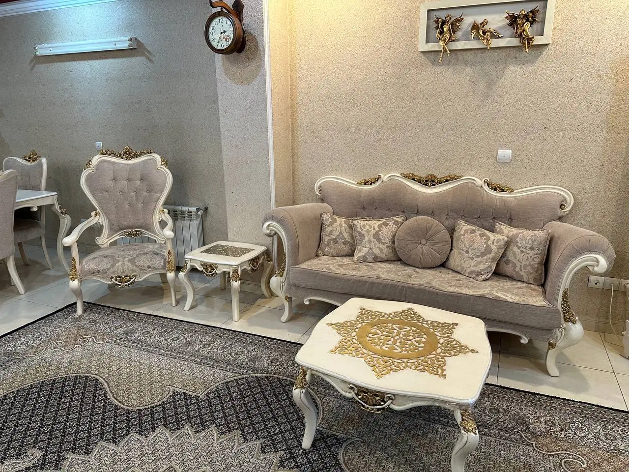 اجاره واحد ۱۰۰ متری
