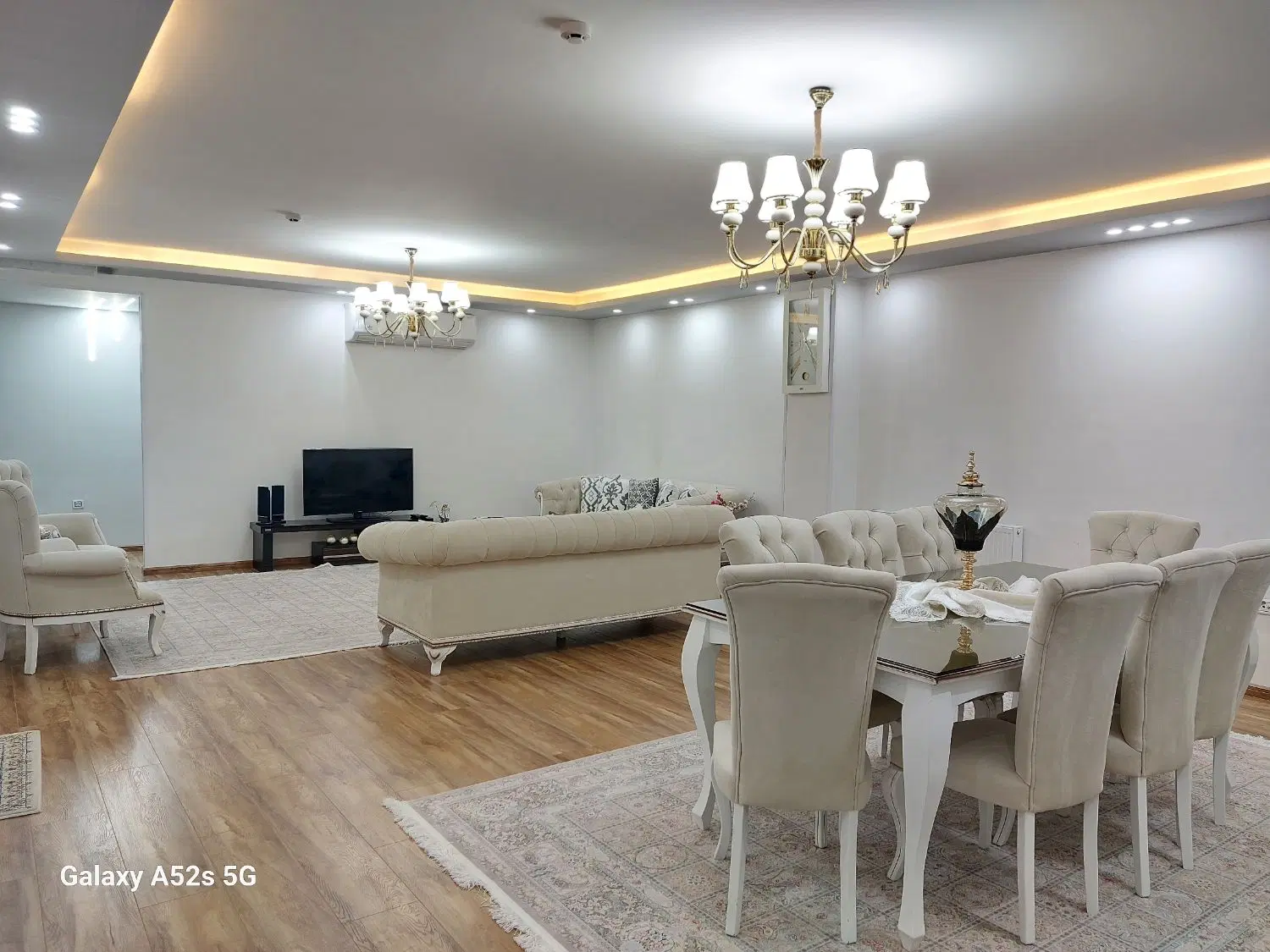 فروش ساختمان ۳ طبقه پل قویون.خ احمدی روشن