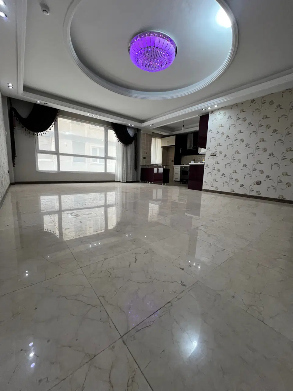 کمالی شرقی سرمایه گذاری فول اسانسور