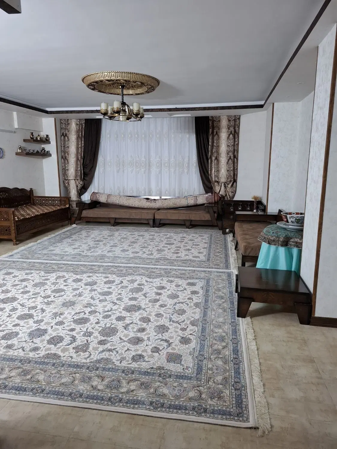 آپارتمان تک واحدی