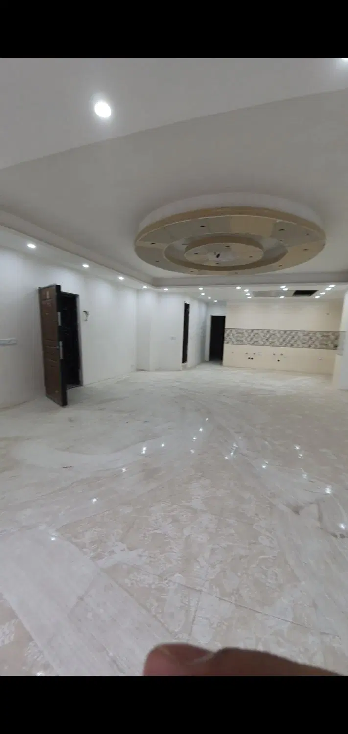 واحد ۱۲۰ متری نوساز خام آسانسور پارکینگ شهرک مهر