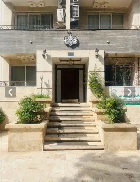 ملک مسکونی تجاری در خیابان بهجت