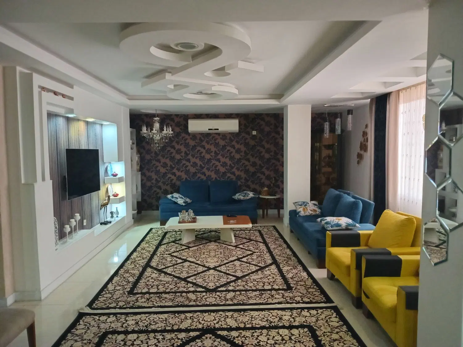 ۳ خوابه تک واحدی نیایش بر خیابان۱۸متری
